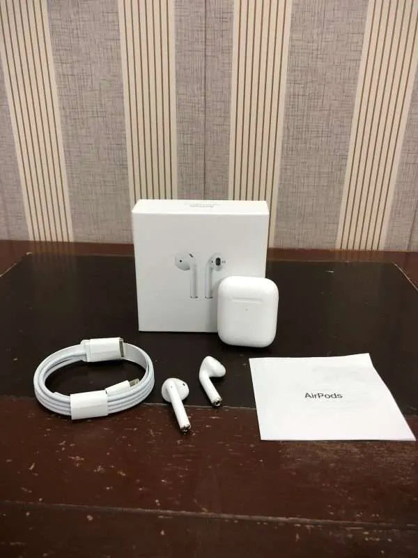 Apple AirPods Wireless Ear Buds, Bluetooth